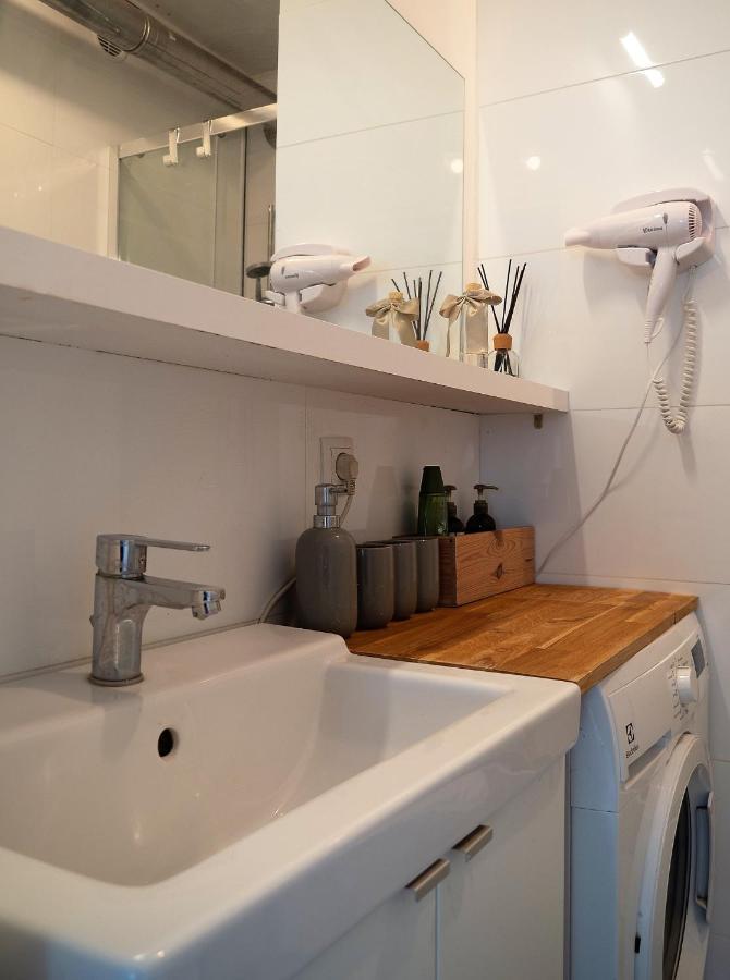 Apartament Almonia วรอตซวาฟ ภายนอก รูปภาพ